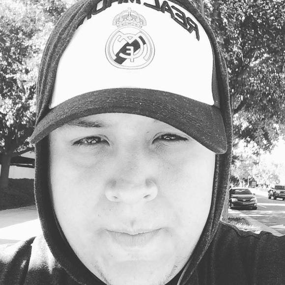 Meet your Posher, Daniel - Picture 1 of 1